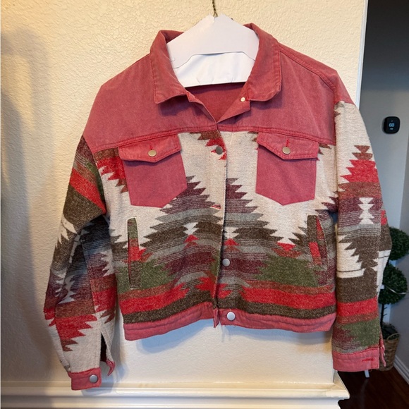 modern fit Jackets & Blazers - Southwestern Pattern Cropped Jacket MEDIUM modern fit